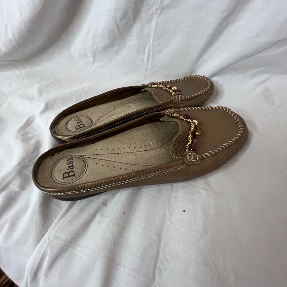 Bass Women's Selene Slip On Mules size 6.5 M Upper Leather Gold color beaded - Picture 2 of 7
